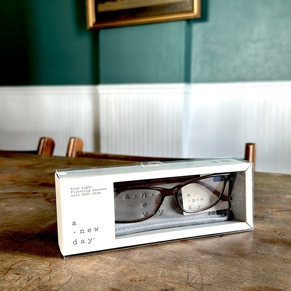 A New Day Blue Light Filtering Glasses with Soft Case